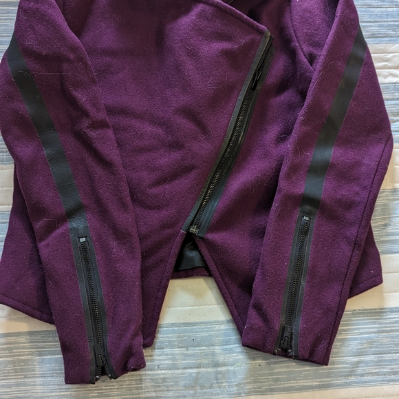 Women's jacket - Picture 5 of 15